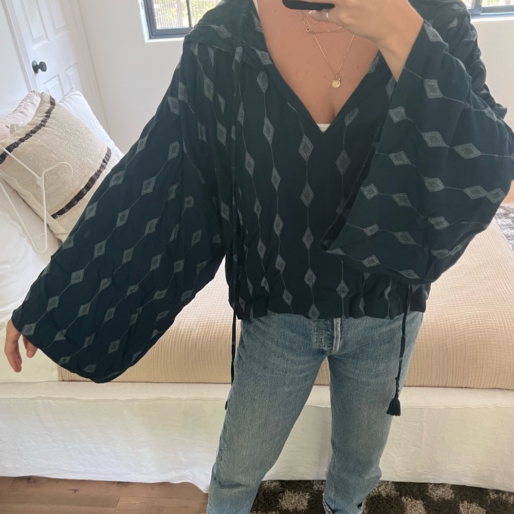Indah oversized hooded shirt - small